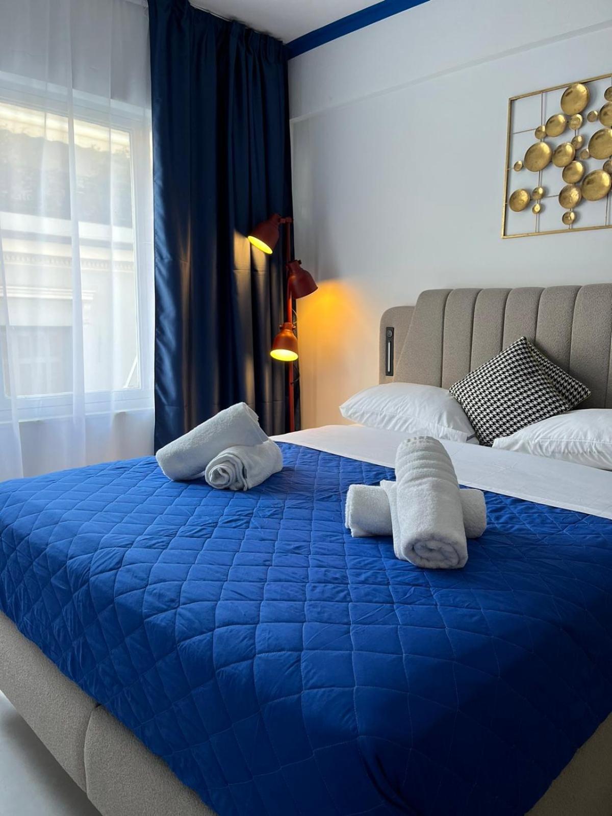 Syntagma Plaka Suite By Zeussuites Athena Bagian luar foto