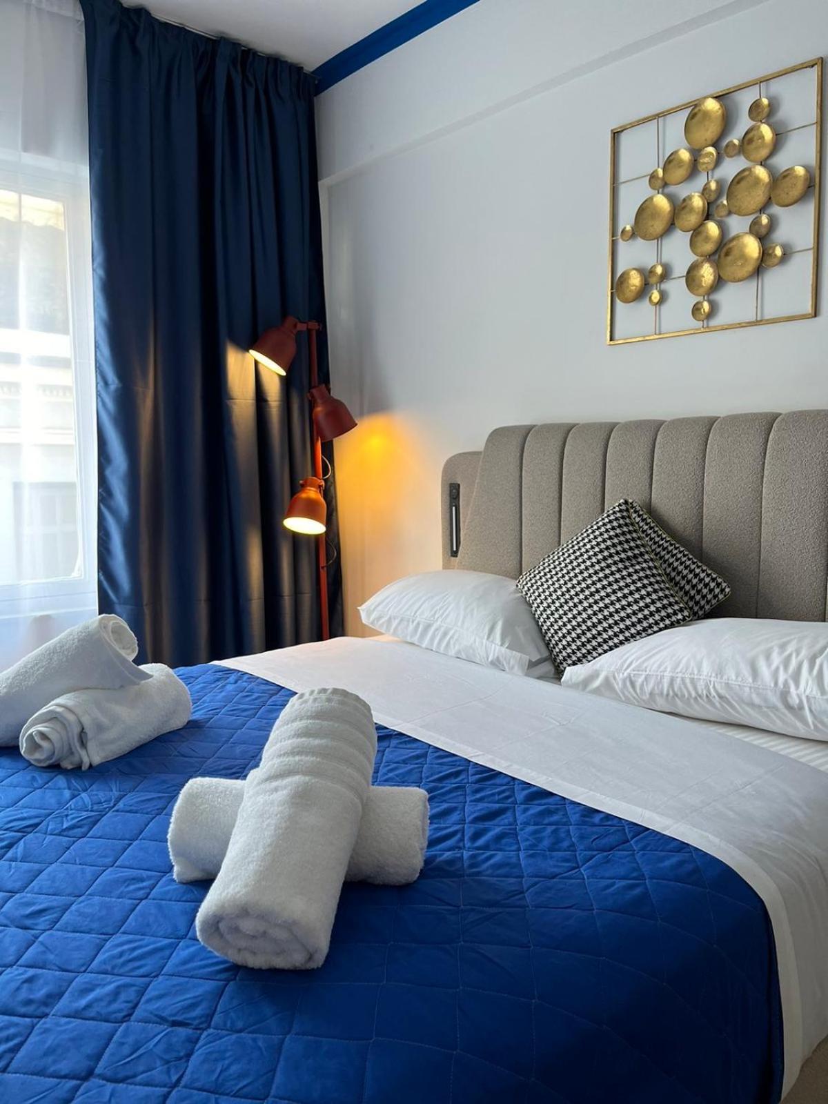 Syntagma Plaka Suite By Zeussuites Athena Bagian luar foto