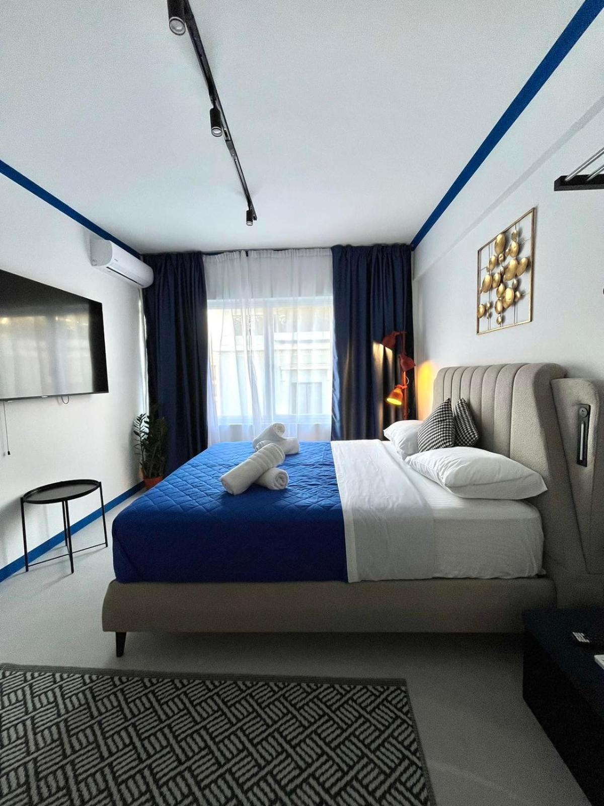 Syntagma Plaka Suite By Zeussuites Athena Bagian luar foto